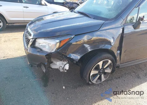 2018 Subaru Forester 2.5I Premium z USA, uszkodzony, nr VIN JF2SJAGC8JH609000